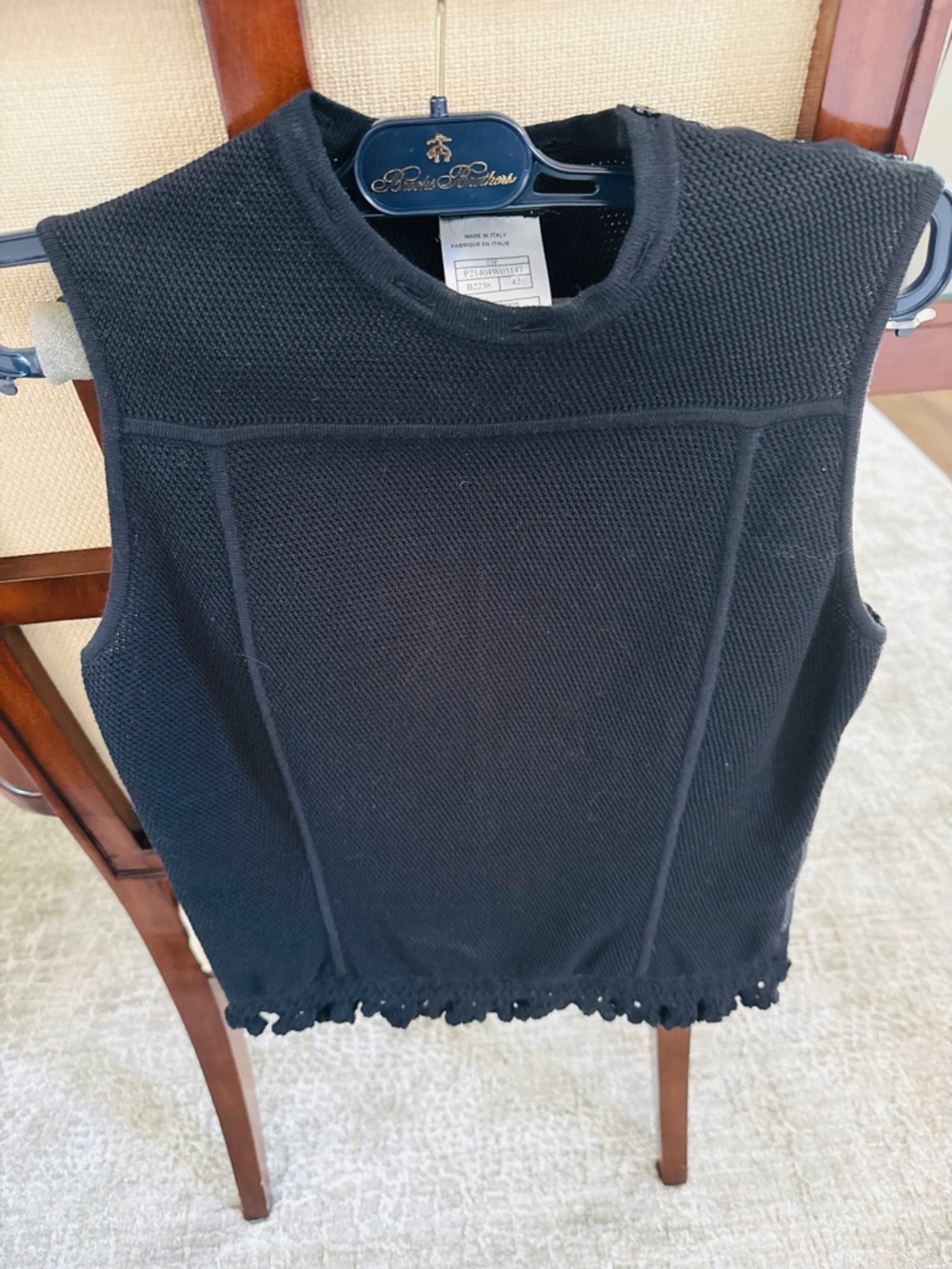 ⭐️Chanel Black Sleeveless Knit Top - Picture 4 of 9